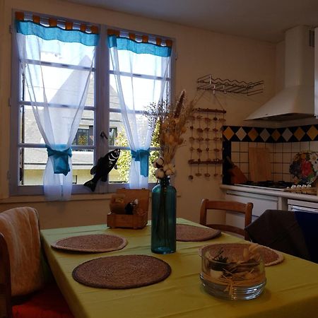 Herm'S Petite Maison Atypique Et Cour Privative - Cabourg Exterior foto